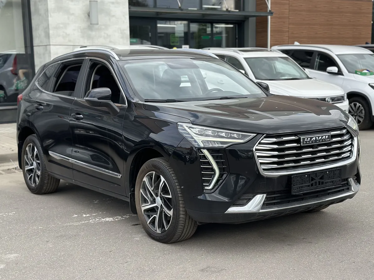 Haval Jolion 1.5 AMT 4WD (150 л.с.) , 2021 , 48723 км Haval Jolion 1.5 AMT 4WD (150 л.с.) , 2021 , 48723 км